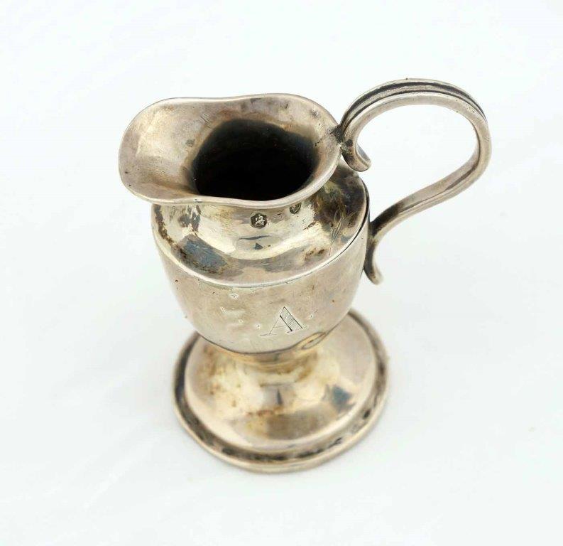 3877 Glen Roy silver water cruet (Alex Gillespie 2020).jpg 3877 Glen Roy silver water cruet (Alex Gillespie 2020).jpg