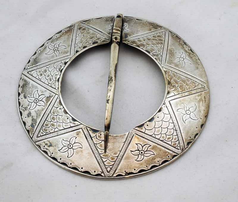 2400 Annular brooch (Alex Gillespie).jpg 2400 Annular brooch (Alex Gillespie).jpg