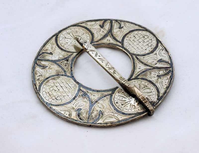 373 Annular brooch (Alex Gillespie) 1.jpg 373 Annular brooch (Alex Gillespie) 1.jpg