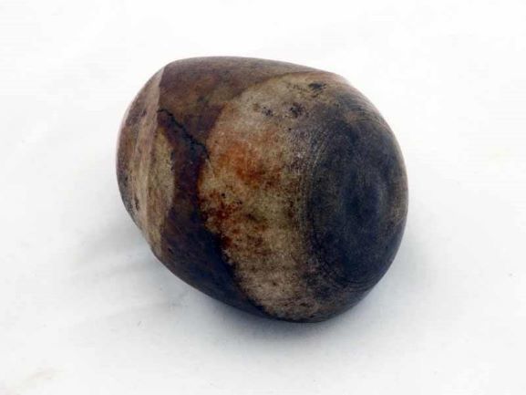 3242__103_charm_stones_witches_stone__Alex_Gillespie_2020_.jpg 3242__103_charm_stones_witches_stone__Alex_Gillespie_2020_.jpg