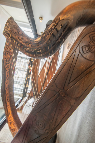1487 Portalloch harp.jpg 1487 Portalloch harp.jpg